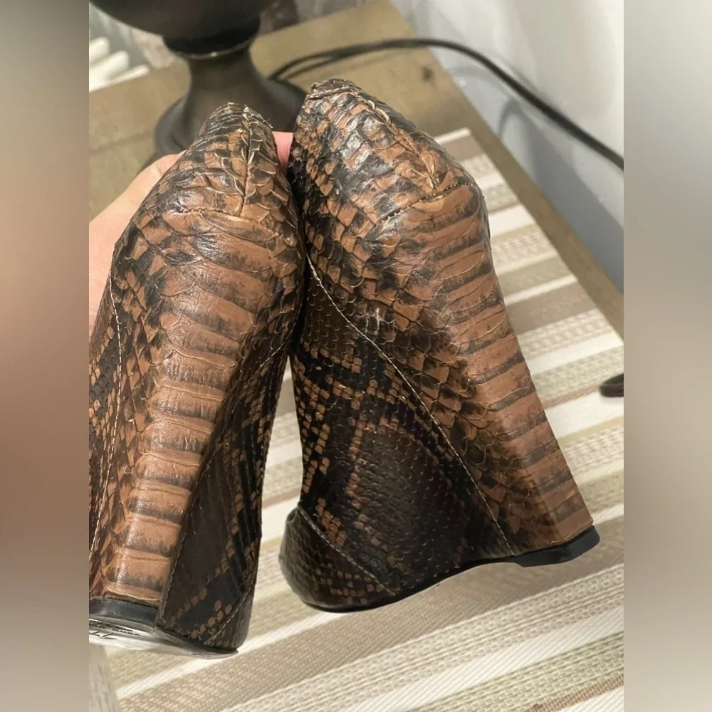 GIUSEPPE ZANOTTI JUSTIN Natural Londra Print Designer Pumps 8 1/2